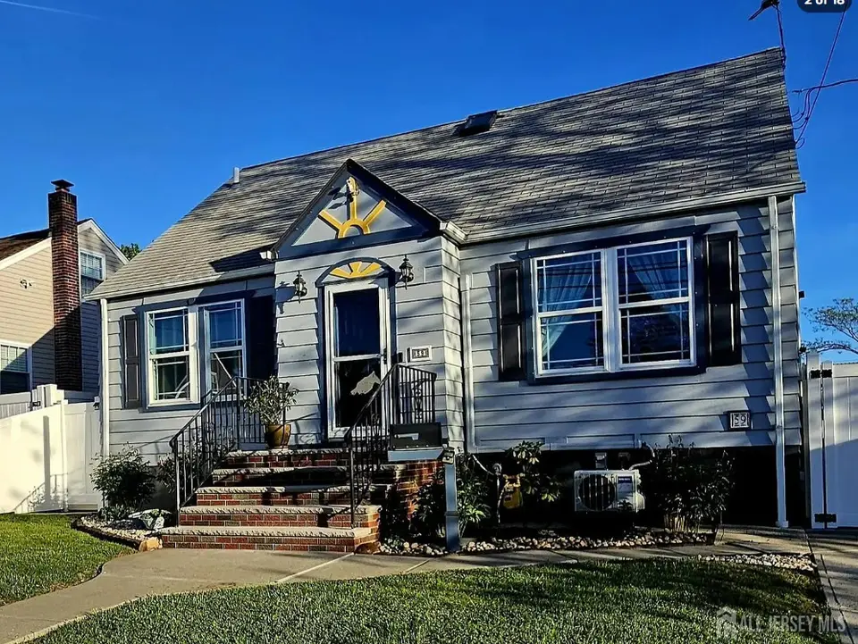 Recently closed property in Hopelawn, NJ