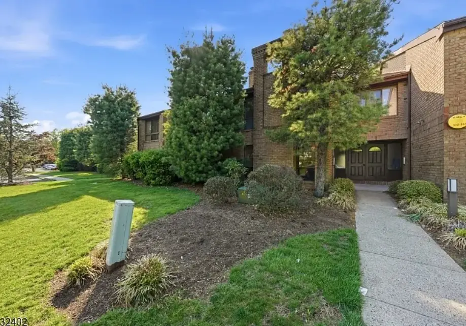 Recently closed property in North Brunswick, NJ